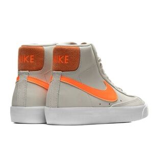 Nike Blazer Mid ‘77 With Orange Logo